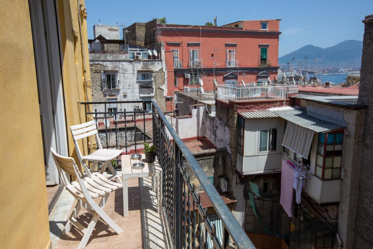 Bed and Breakfast Vecchia Napoli - Chiaia Exteriér fotografie